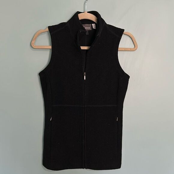 Women’s Ibex Wool Vest - Picture 1 of 9